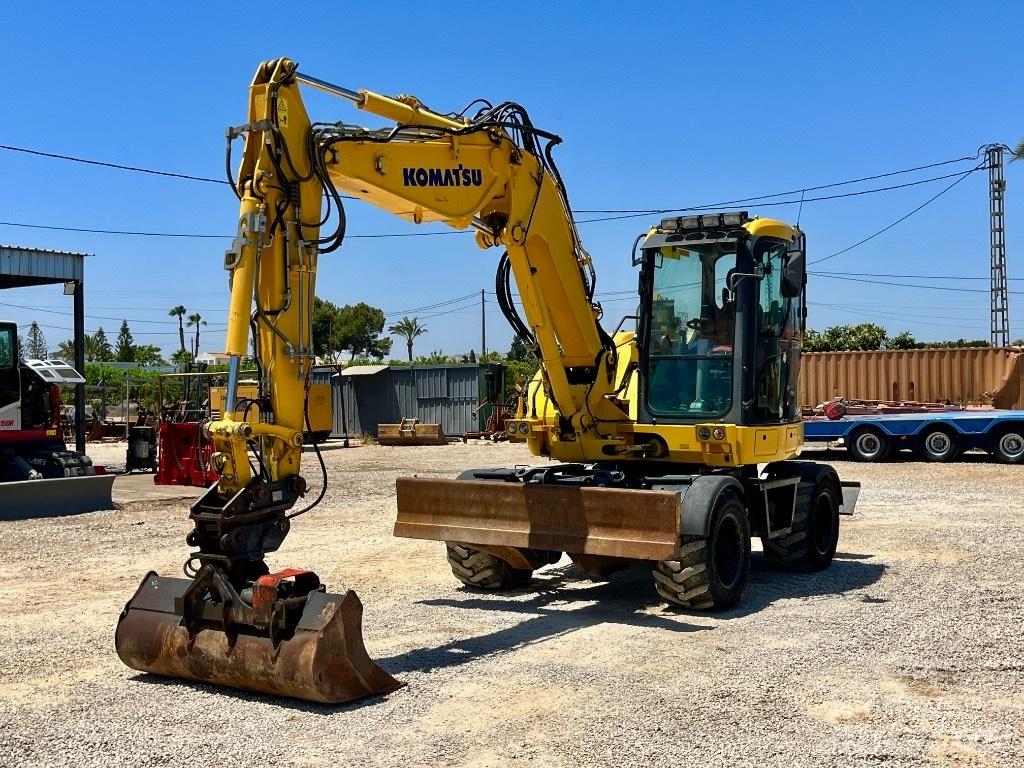 Komatsu PW 98 MR Gumikerekes kotrók