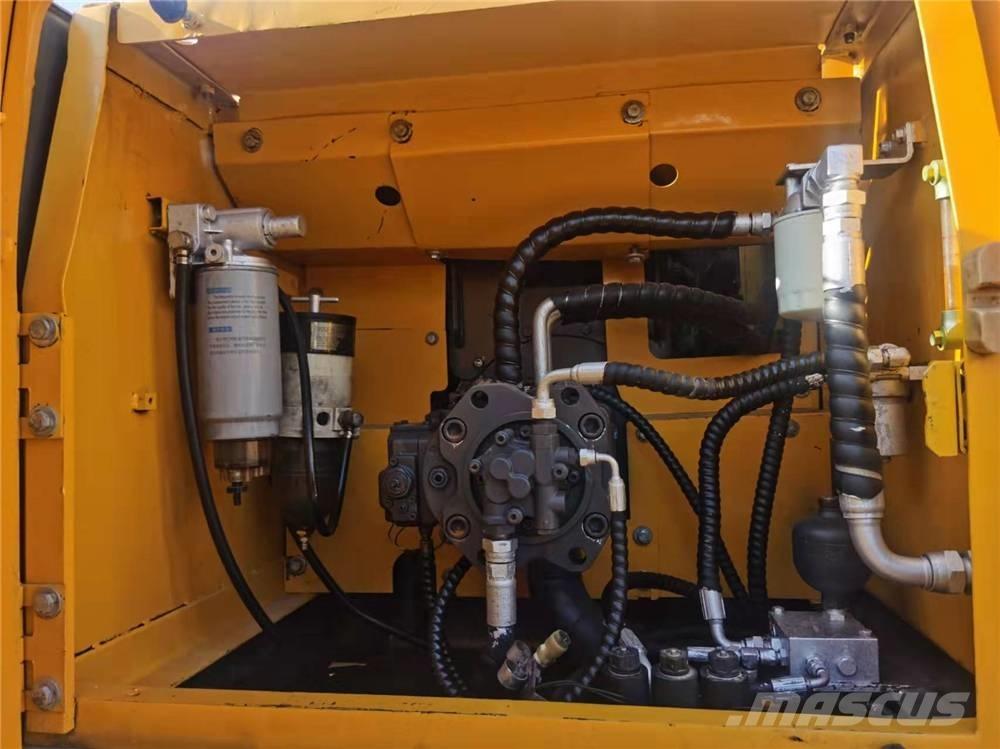 Volvo EC210B Lánctalpas kotrók