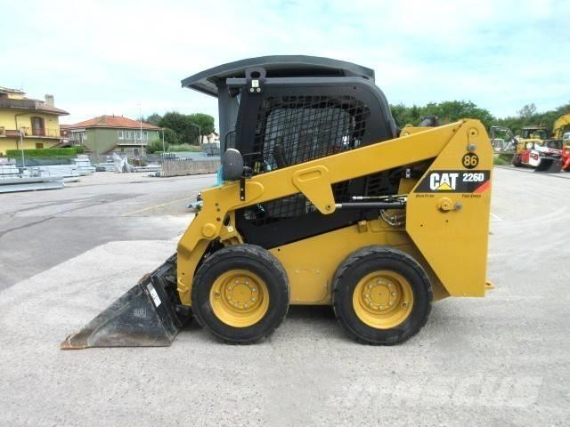 CAT 226 D Kompaktrakodók