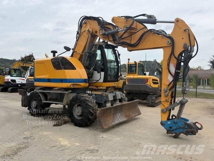 Liebherr A 914 Gumikerekes kotrók
