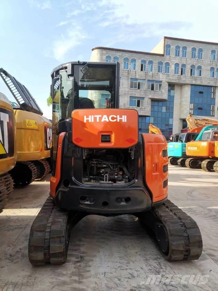 Hitachi ZX55USR Mini kotrók < 7t