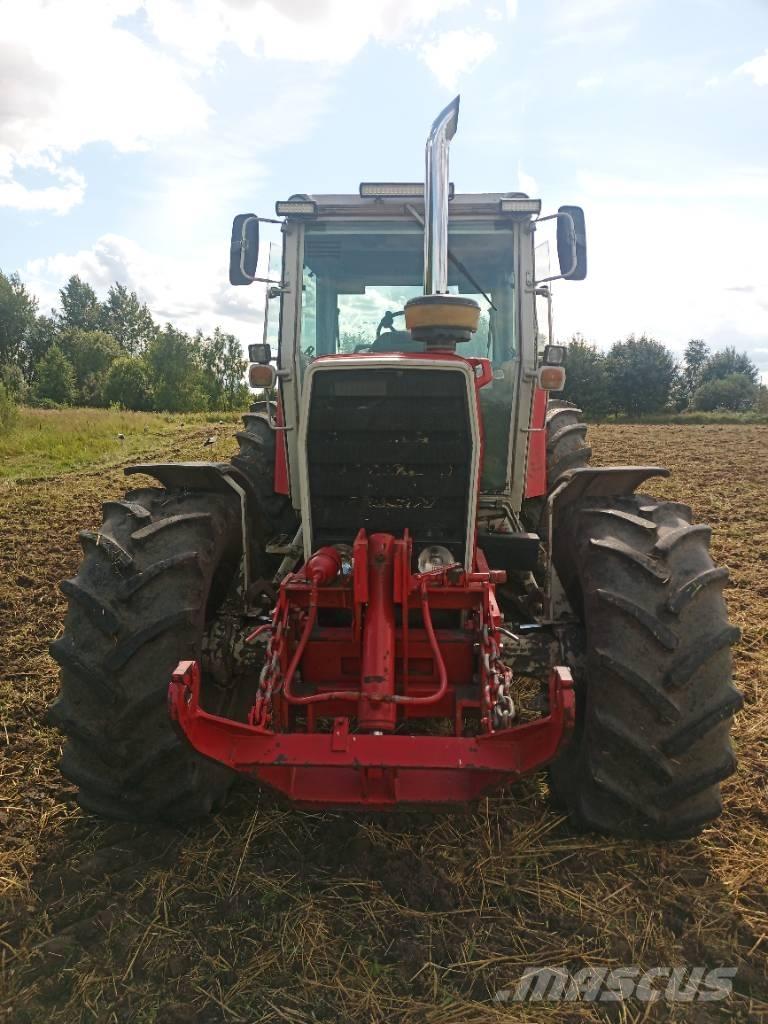 Massey Ferguson 2725 Traktorok