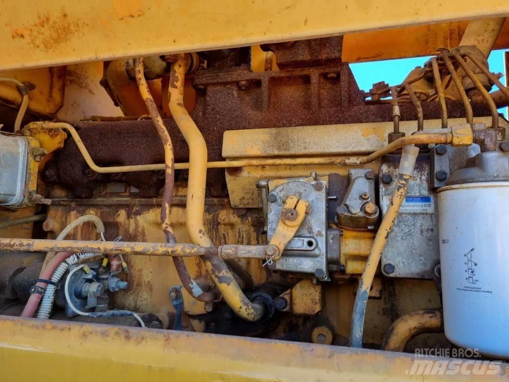 CAT 966C Gumikerekes homlokrakodók