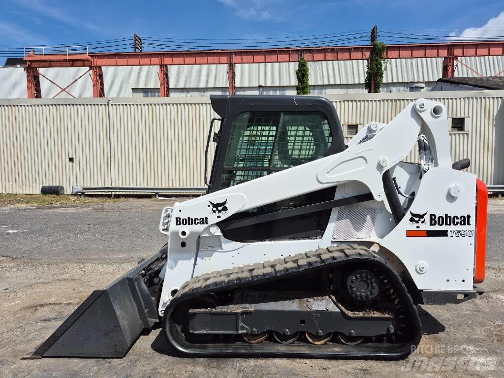 Bobcat T 590 Kompaktrakodók