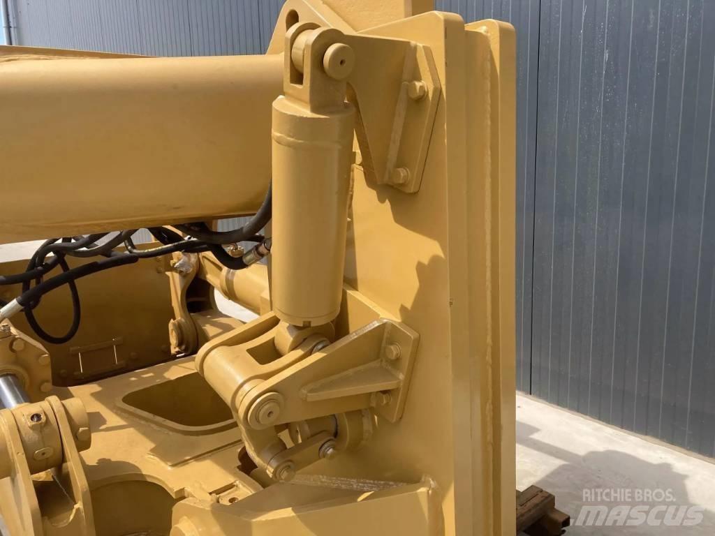 CAT D8R Réthasogatók