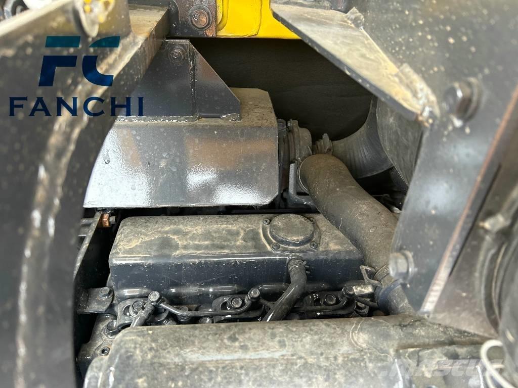 Komatsu PC 56-7 Mini kotrók < 7t