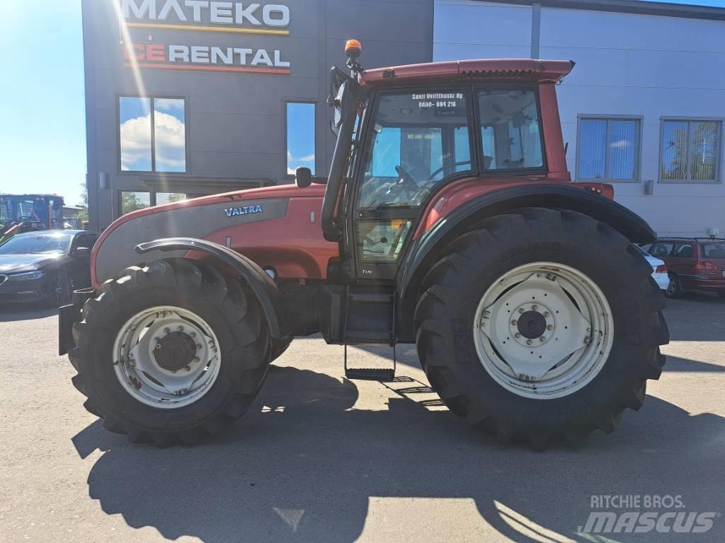 Valtra T 170 Traktorok