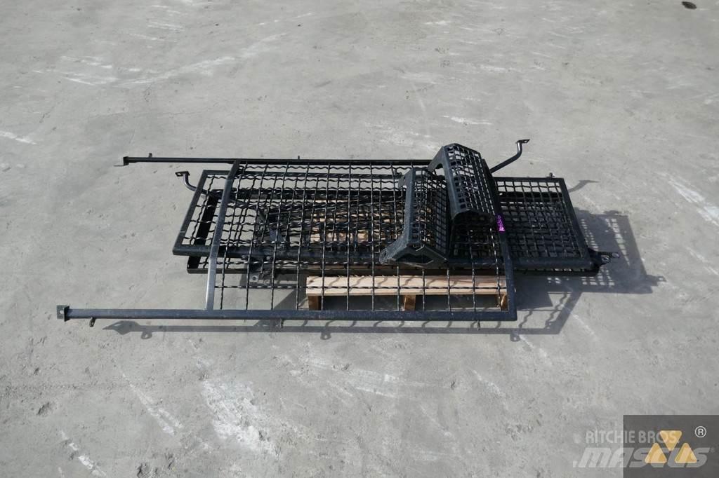 CAT Cab guards Vezetőfülke és belső tartozékok
