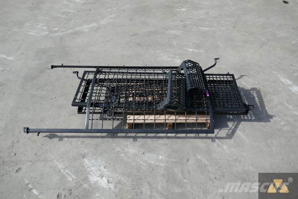 CAT Cab guards Vezetőfülke és belső tartozékok