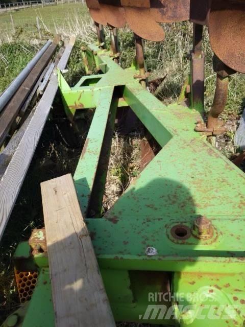 Dowdeswell DP100S Váltvaforgató ekék