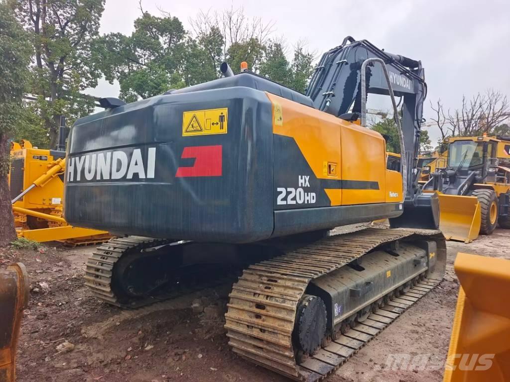 Hyundai HX 220 HD Lánctalpas kotrók