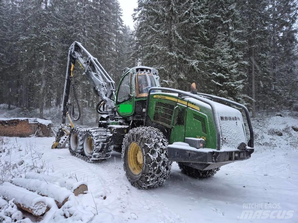 John Deere 1270E Betakarítók