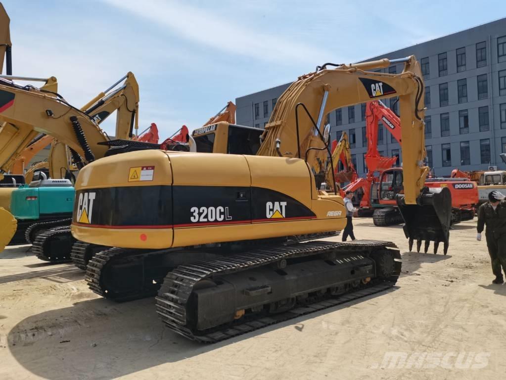 CAT 320 C L Lánctalpas kotrók