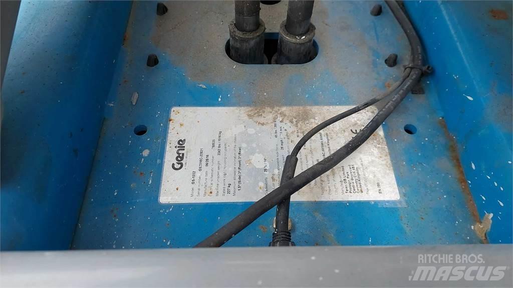Genie GS1932 Ollós emelők