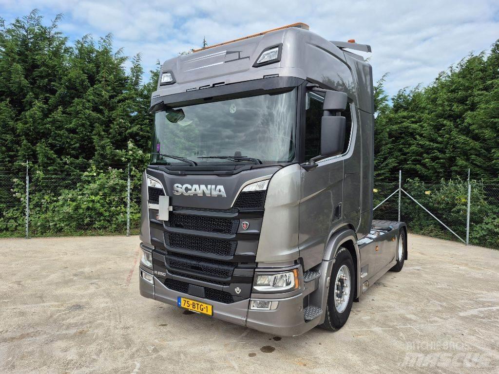 Scania R 650 Nyergesvontatók