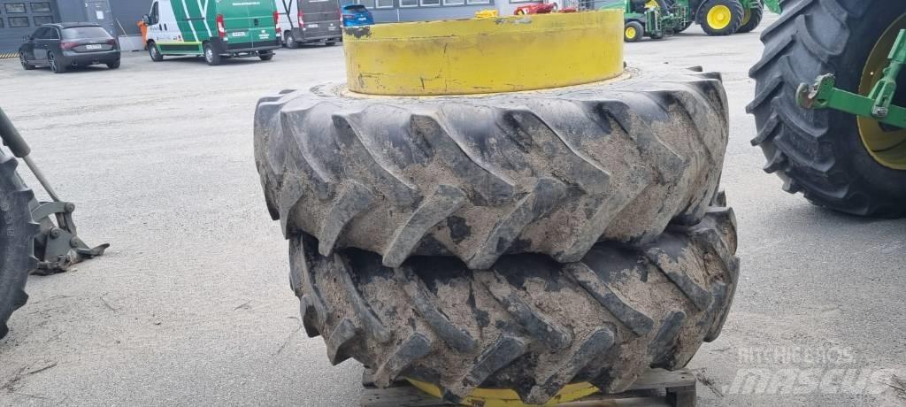 Taurus 16.9R38 Gumiabroncsok, kerekek és felnik