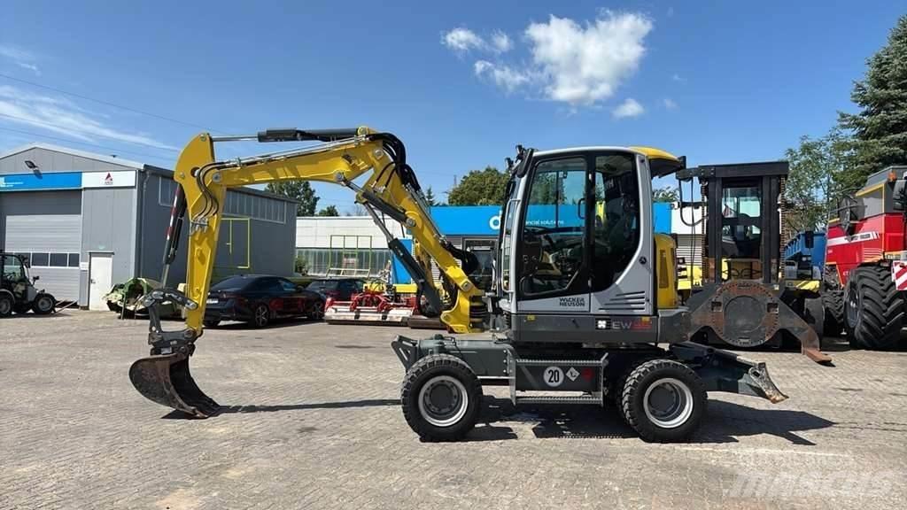 Wacker Neuson EW65 Speciális kotrók