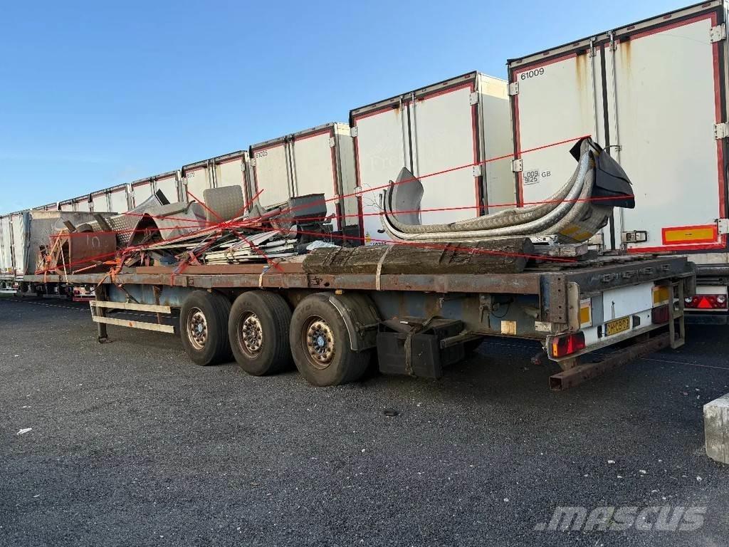 LAG O-3-40 01 Platós / Ponyvás félpótkocsik
