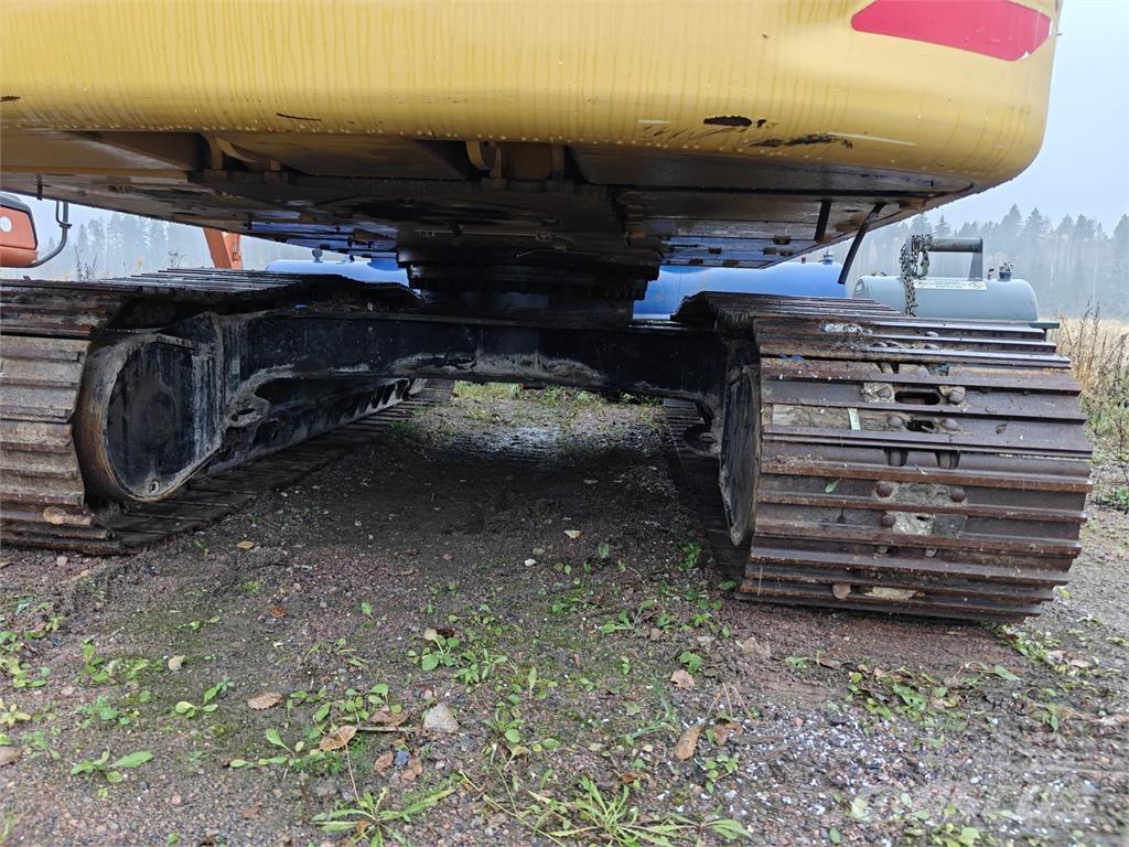 CAT 320 Lánctalpas kotrók