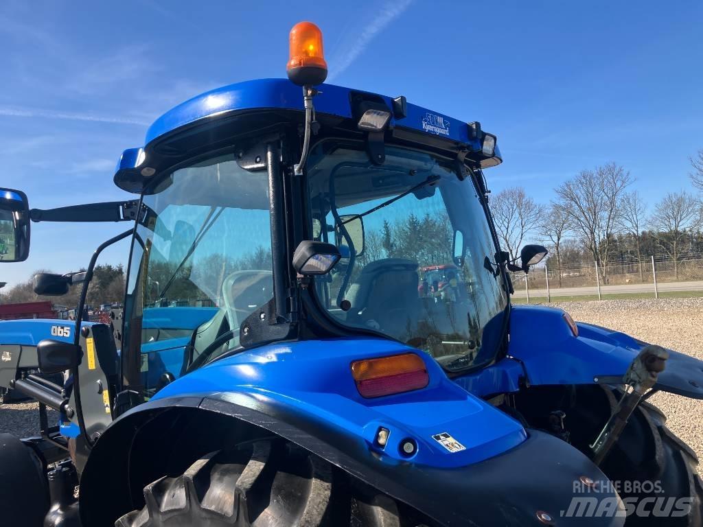 New Holland TS 115 A Traktorok