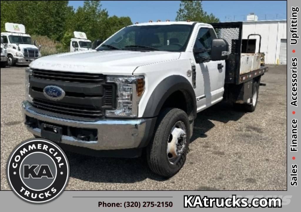 Ford F 550 XL SD Platós / Ponyvás teherautók