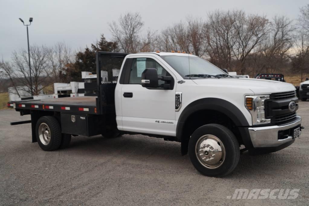 Ford F 550 XL SD Platós / Ponyvás teherautók