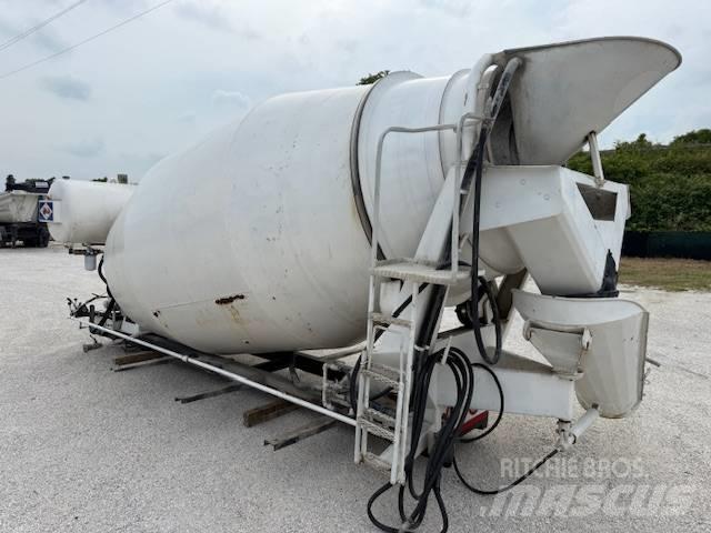 Cifa 13,5 m3 Beton tartozékok