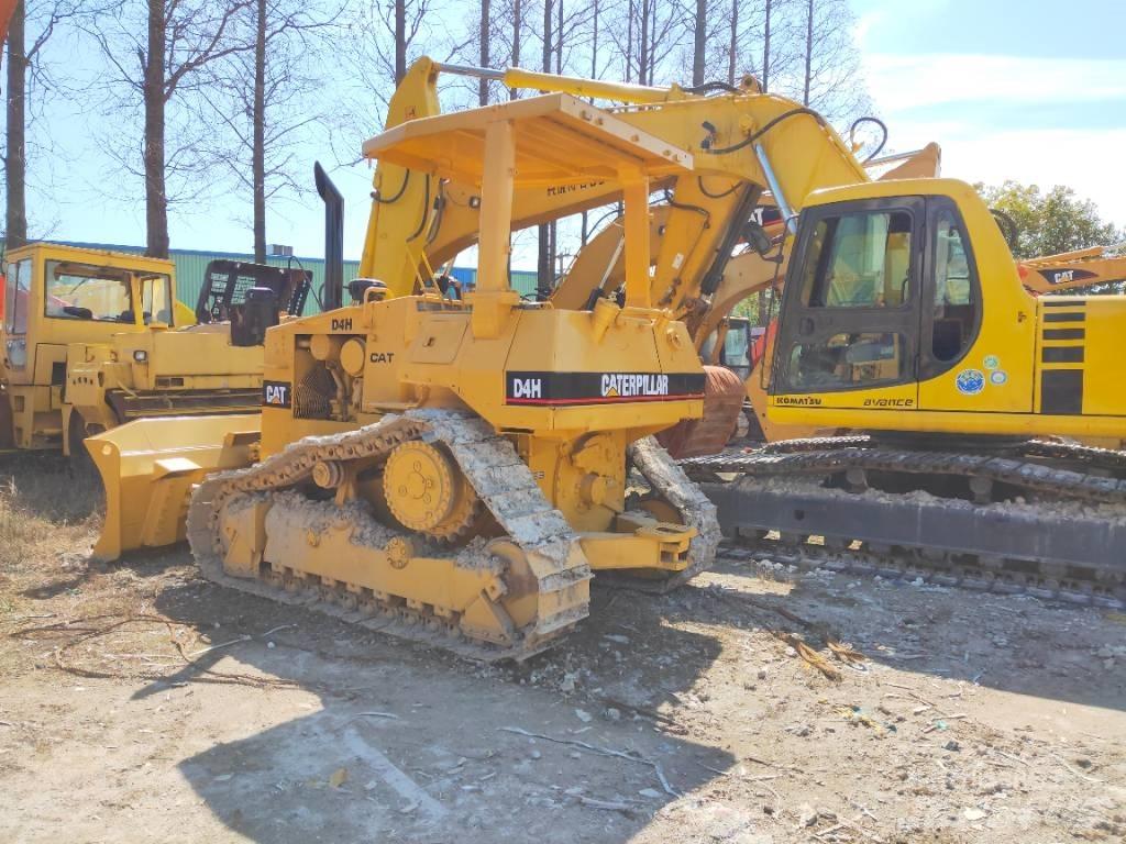 CAT D 4 H lánctalpas dózerek