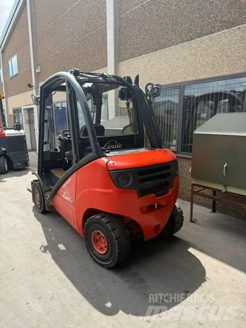 Linde H 25 D Dízel targoncák
