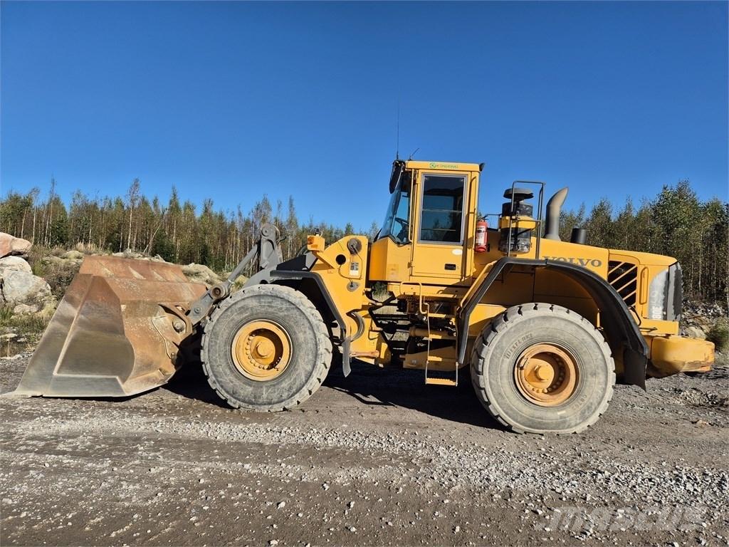 Volvo L 180 E Gumikerekes homlokrakodók