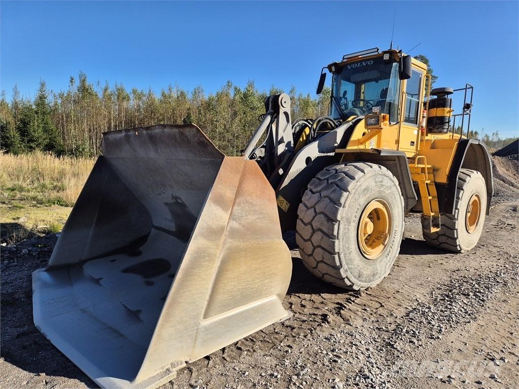 Volvo L 180 E Gumikerekes homlokrakodók