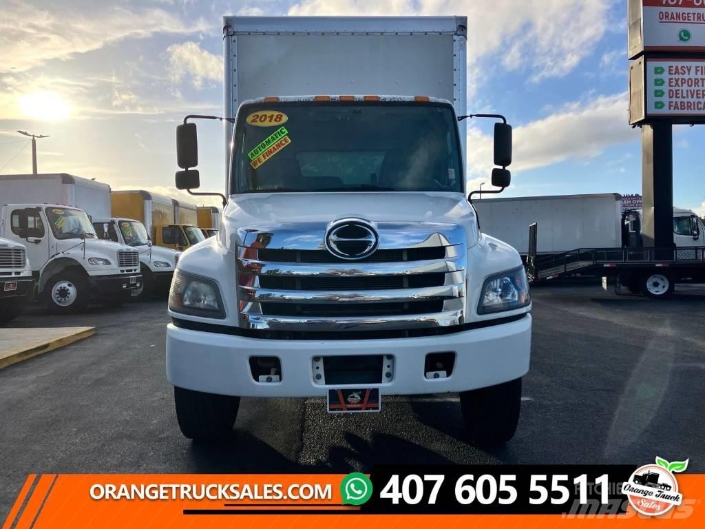Hino 268 A Dobozos teherautók