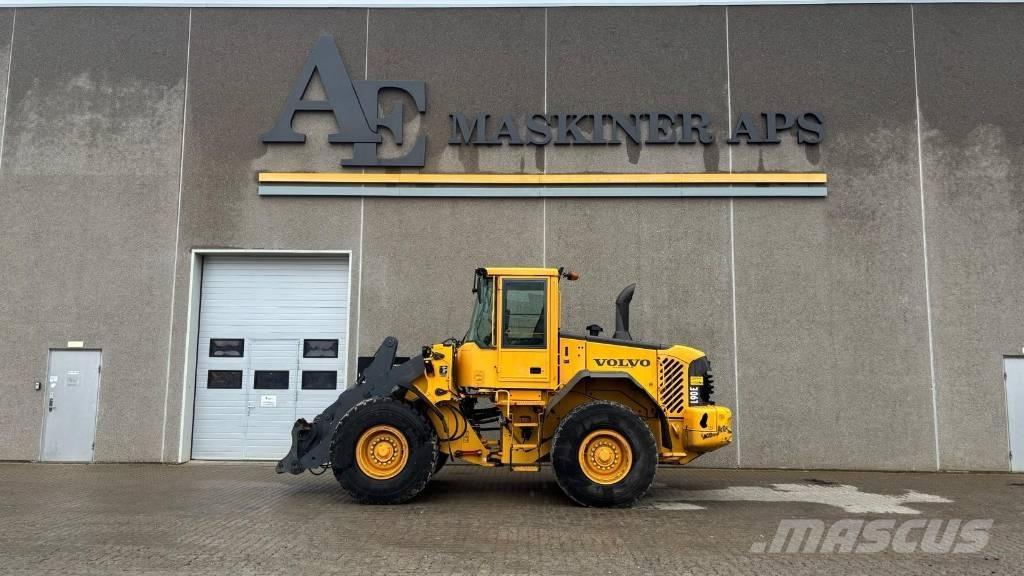 Volvo L 90 E Gumikerekes homlokrakodók