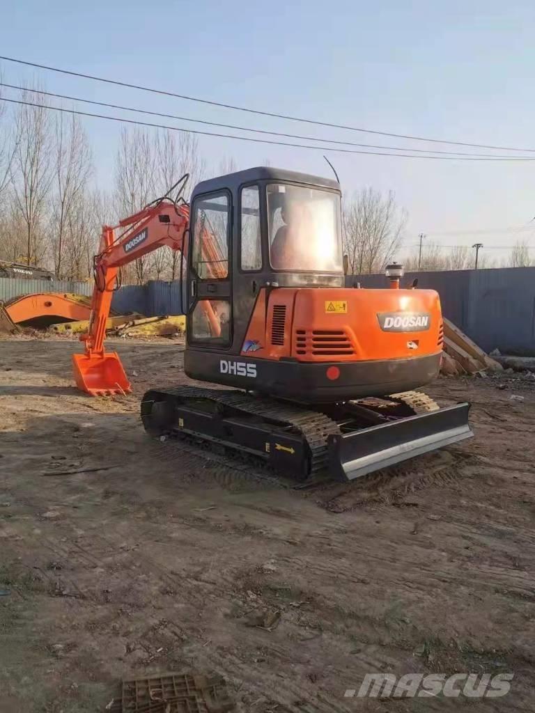 Doosan DH55 Mini kotrók < 7t