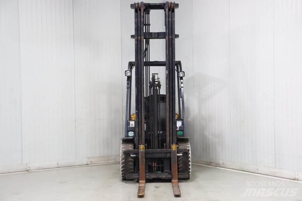 TCM FG30T3 Gázüzemű targoncák