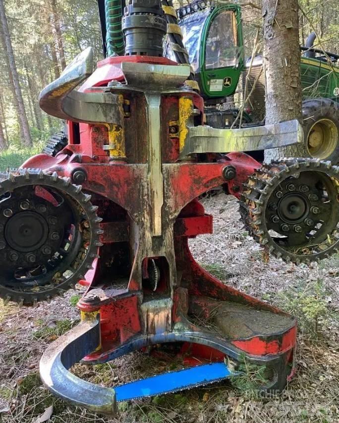 SP 761 LF Betakarítók