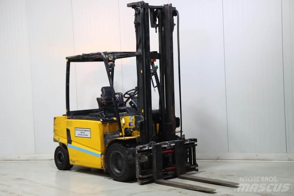 Hyundai 50B-9 Elektromos targoncák