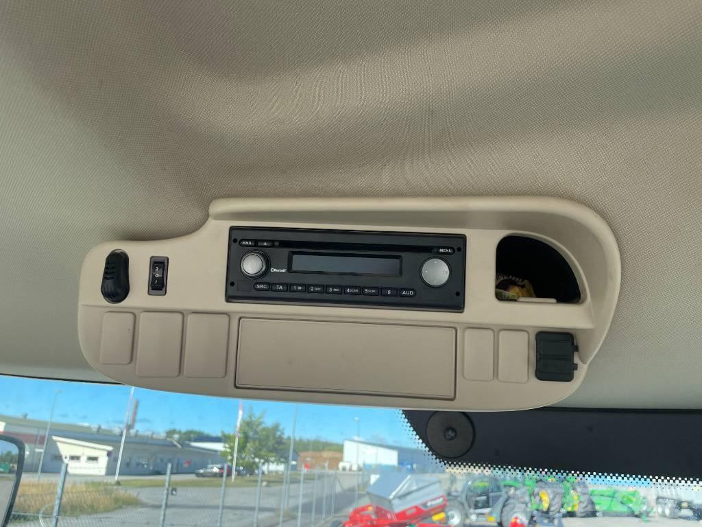 John Deere 6130 R Traktorok