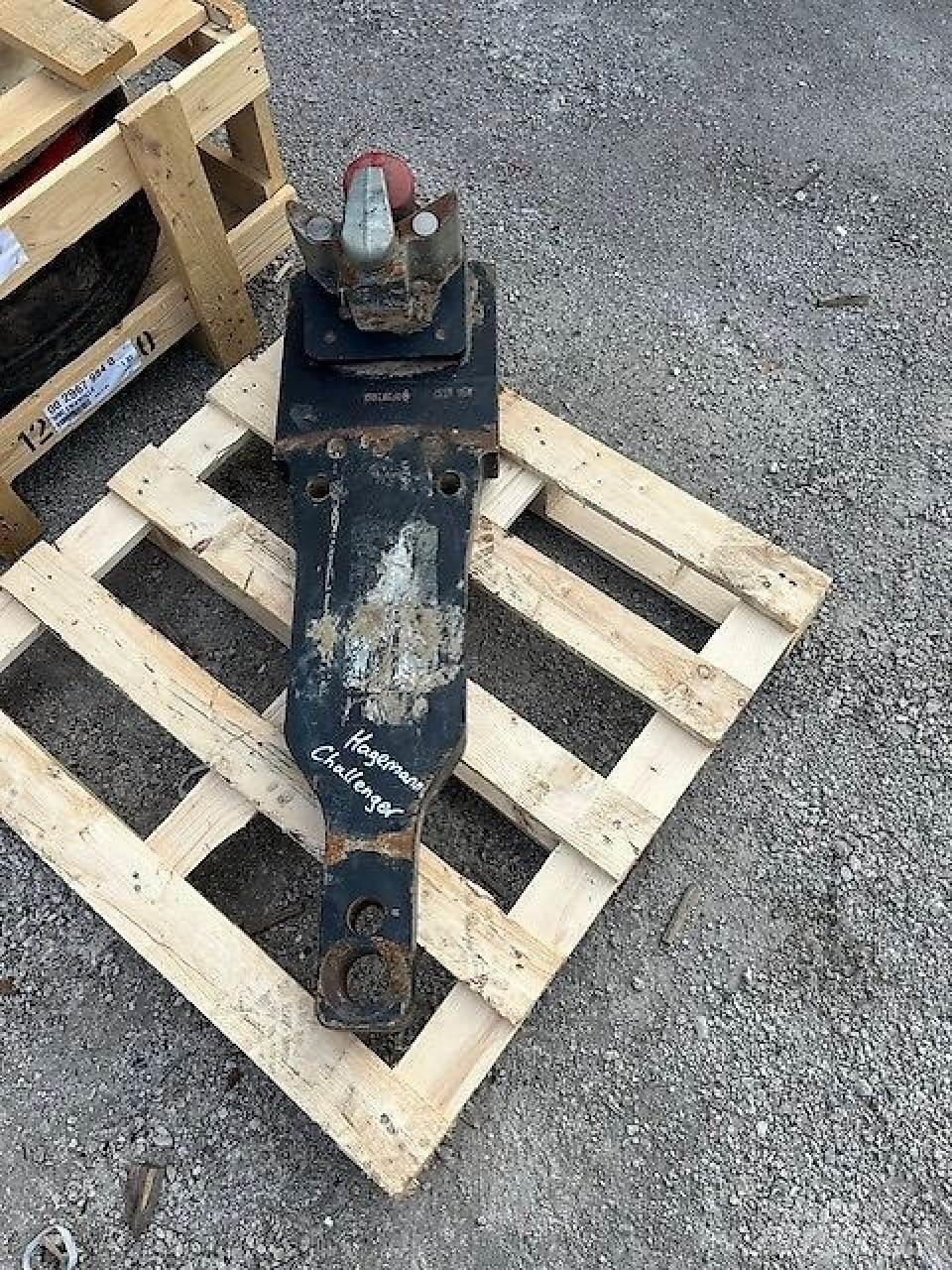 Challenger MT775E Traktorok