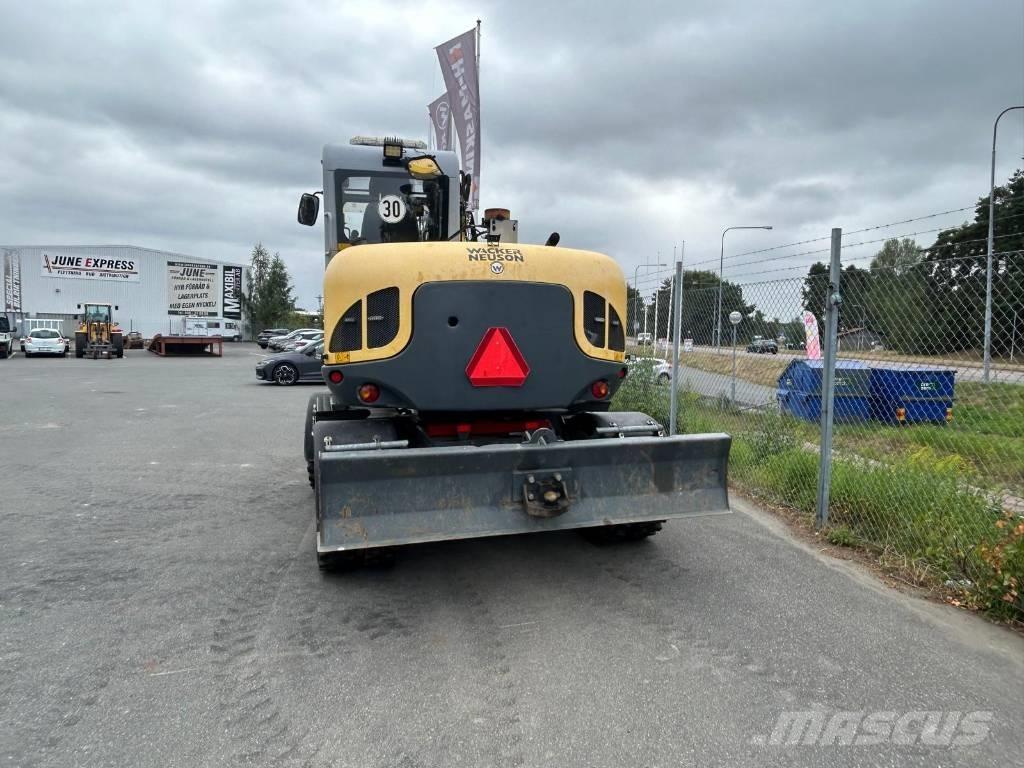 Wacker Neuson EW100 Gumikerekes kotrók