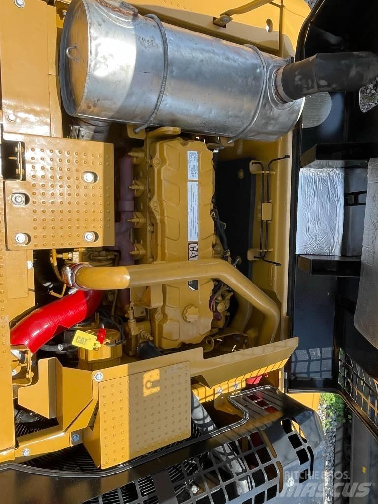 CAT 336 Lánctalpas kotrók