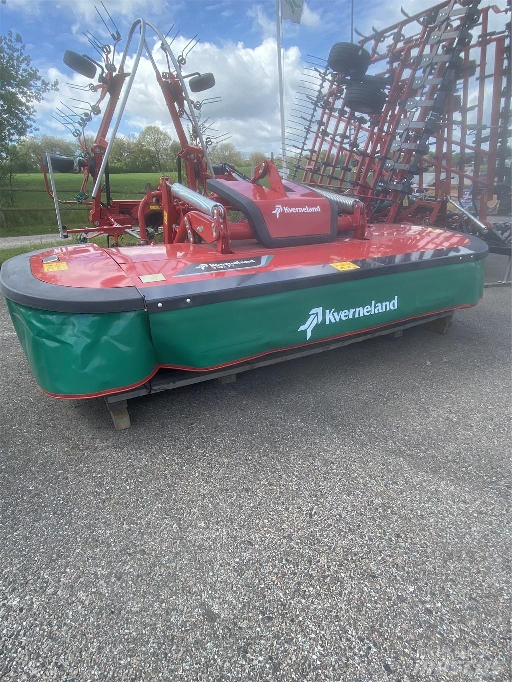 Kverneland 3332 FT Öntöző Kaszák