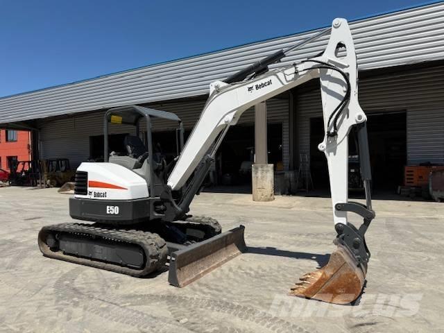 Bobcat E 50 Mini kotrók < 7t