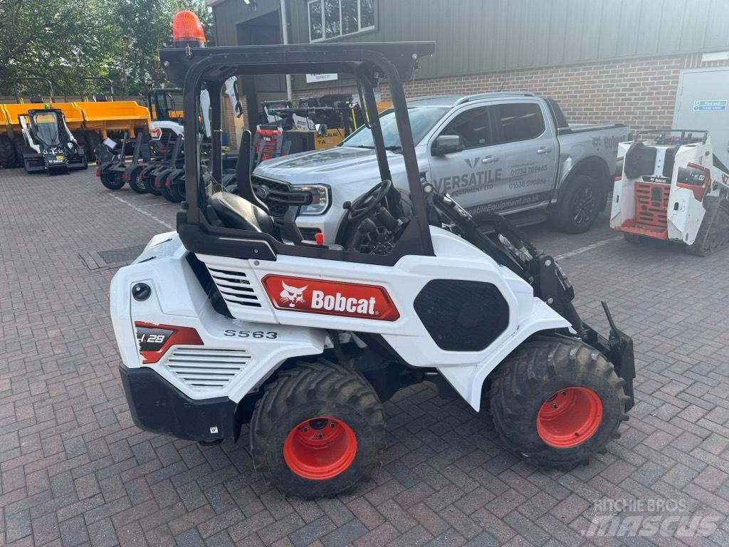 Bobcat L 28 Mini homlokrakodók