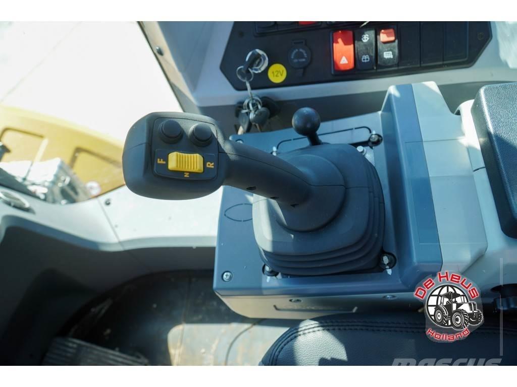 XCMG XC948E Gumikerekes homlokrakodók