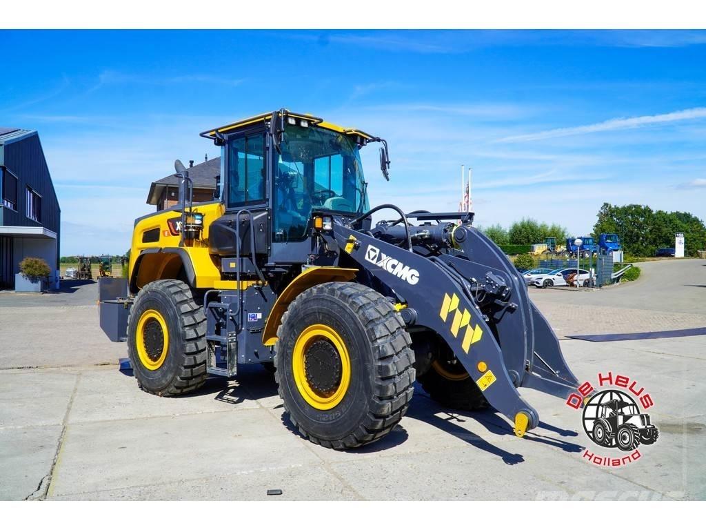 XCMG XC948E Gumikerekes homlokrakodók