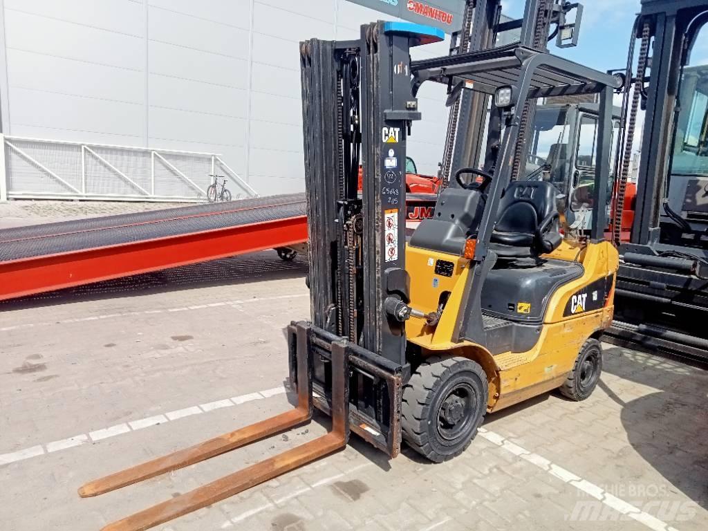 CAT GP 18 NT Gázüzemű targoncák