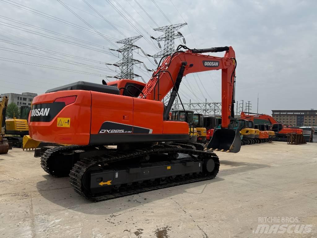 Doosan DX 225 LC-9C Lánctalpas kotrók