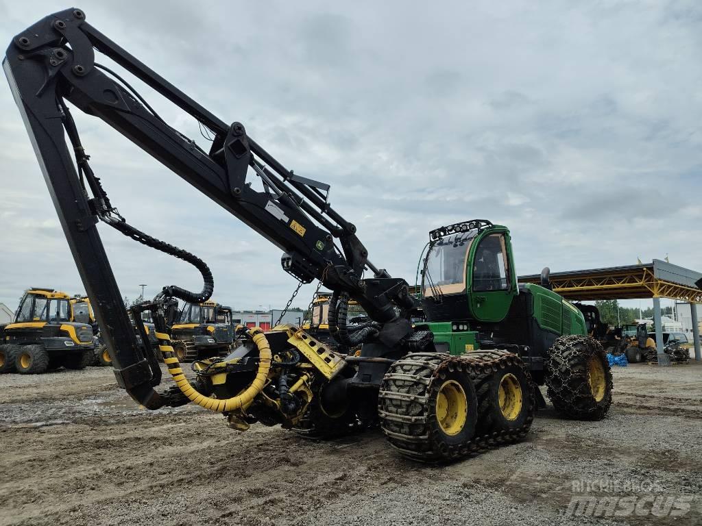 John Deere 1270G 6W Betakarítók