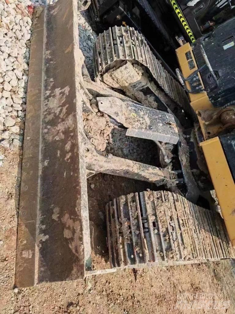 CAT 307 Lánctalpas kotrók